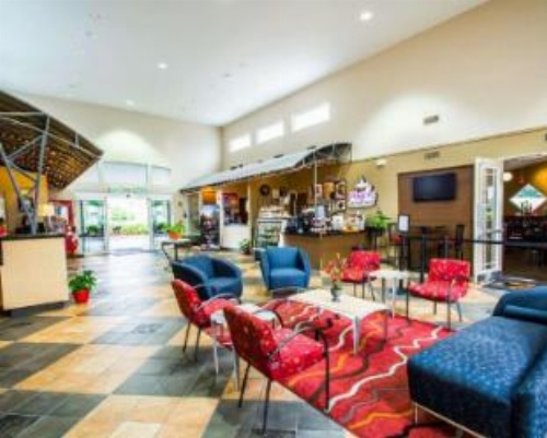 Clarion Suites Maingate image 7